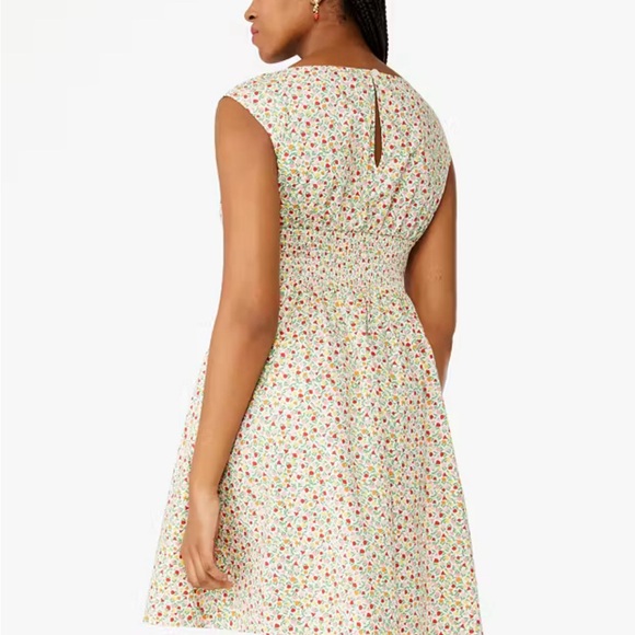 Kate Spade. Size M. - Picture 3 of 5